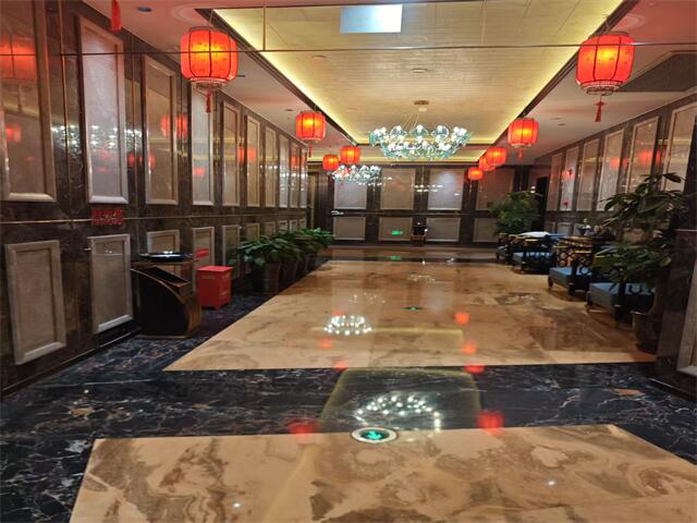 杭州夜场KTV高薪诚聘礼仪/模特/促销员门槛低机会多