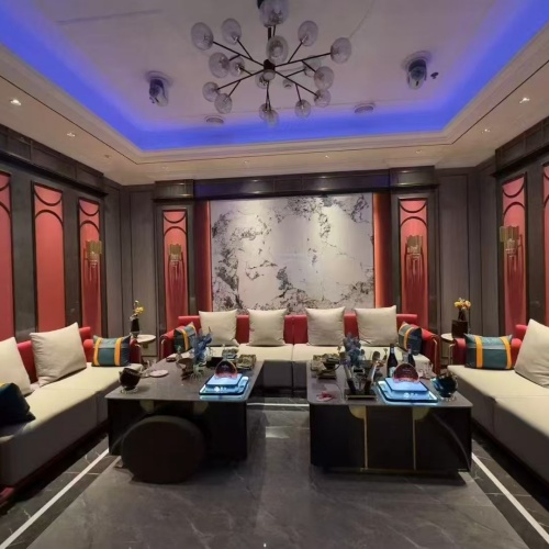 无锡白金汉爵商务会所诚聘商务模特，高端客户专享车接送服务